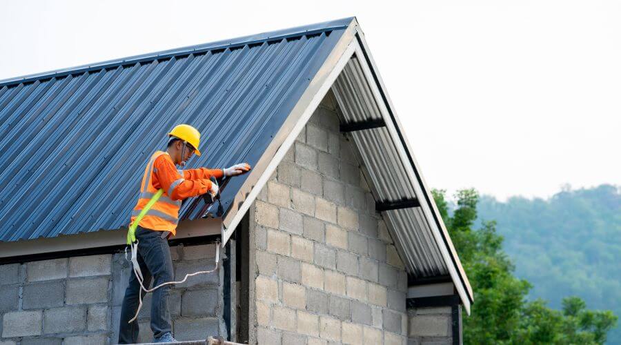 Expert top industrial roofings services in Keego Harbor, MI